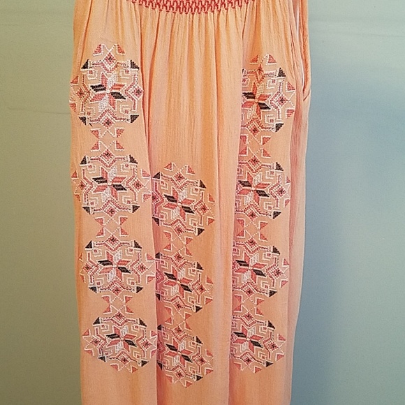 Beautiful summer dress - Picture 3 of 4